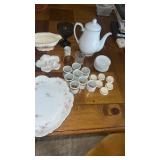 2 decorative plates, napkin, ring, holders, salt,