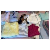 Womanï¿½s sweaters size L/XL