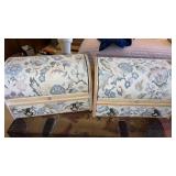 2 matching jewelry boxes