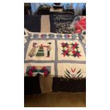 Decorated Quilt 44ï¿½ x 52ï¿½