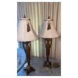Matching  beautiful Vintage lamp table not