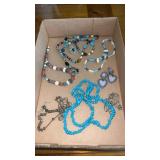 Miscellaneous womenï¿½s costume jewelry