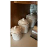3 ceramic jars
