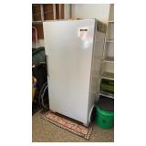 Fridgedaire Freezer approx 28ï¿½ x 28.5ï¿½ x 59.5ï¿½