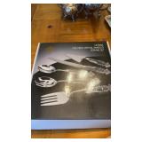 5 piece Crystal handled serving set