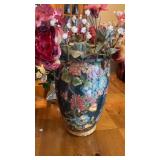 2 vases with faux flowers