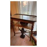 Beautiful table 36ï¿½x35ï¿½x20ï¿½ contents not included