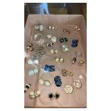 Group of Miscellaneous womanï¿½s clip earrings