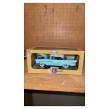 M2 Machines Auto-Thenics Premier Edition 1:24