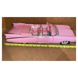 Maisto Punk 1/12 Cadillac Replica Car