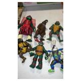 6 ninja turtle action figures