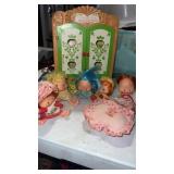 Strawberry shortcake dolls carry case, closet,