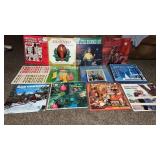 12 Christmas records