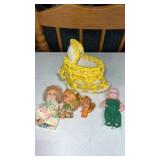1968 Hasbro story kins Goldilocks, 3 inch doll, a