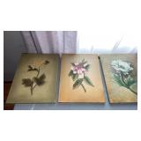 Approximately 12 x 16"      4 wooden plaque