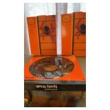 2 Lighted Spiders & Spooky Wreaths Halloween