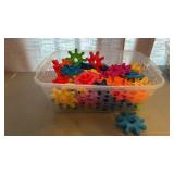 Plastic Tub Duplo Gears