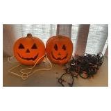 2 Lighted Pumpkins & Halloween String Lights,