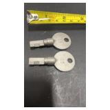 2 Railroad Keys