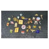 Miscellaneous lot of gold tone railroad pins and