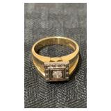 14K gold. Ring 5g.  .21 ct diamond