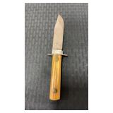 Unmarked hunting knife