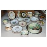 Miscellaneous group of mini decorative plates R S