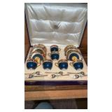 Royal Worcester England Bone China Set Tea Cups