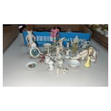 Miscellaneous group of mini Trinket size