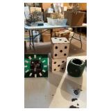 Wood dice, die ash tray and dice clock that needs