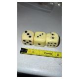 3 Large Cream Dice