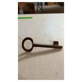 6 inch vintage skeleton key