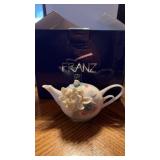 Franz China tea pot