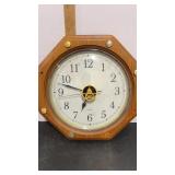 B & O Railroad Wall Batter Clock