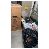 Miscellaneous Christmas decorations , tree and