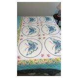 64x68ï¿½ light weight comforter