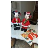 Mickey and mini Christmas figures approximately
