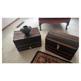 2 wooden chests with decorative pot