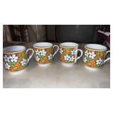 4 Schumann Arzberg Barvaria Germany coffee mugs