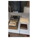 4 miscellaneous jewelry boxes