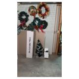 Miscellaneous Christmas decorations