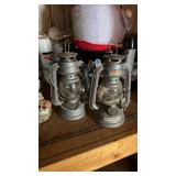 2 decorative lanterns