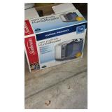 Sunbeam vapor humidifier in original box