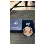 Walking liberty 1 oz  silver 2001  coin