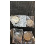 2000 republic of Liberia $5 copper nickel coins