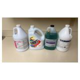 4 Bottles Cleaning Detergents