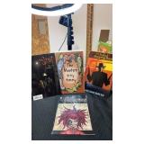 4 miscellaneous comic books The secret , the