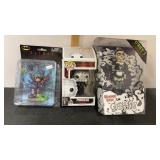 3 Action Figures Batman Series I . POP