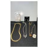 Miscellaneous gold tone and silver tone necklaces