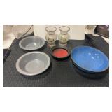 2 small clear & Fristed glass vases  4ï¿½ tall. 2 ,